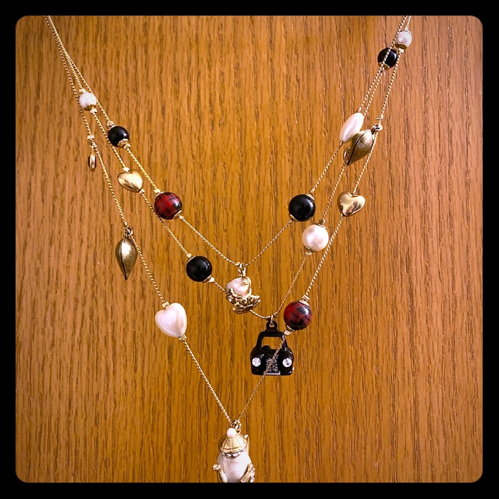 Betsey Johnson royal engagement 3tier necklace